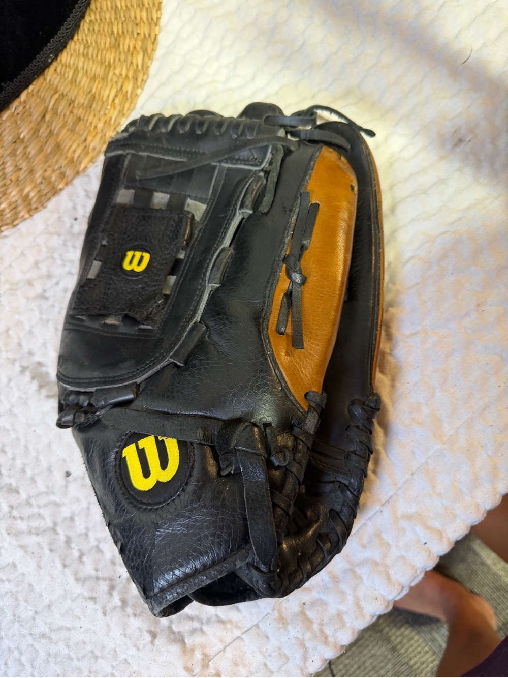 Wilson softball glove 13-14”